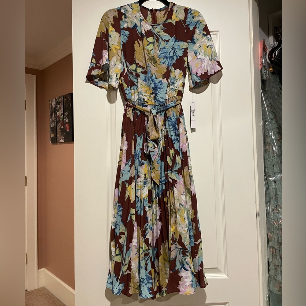 Gorgeous Maggy London Dress